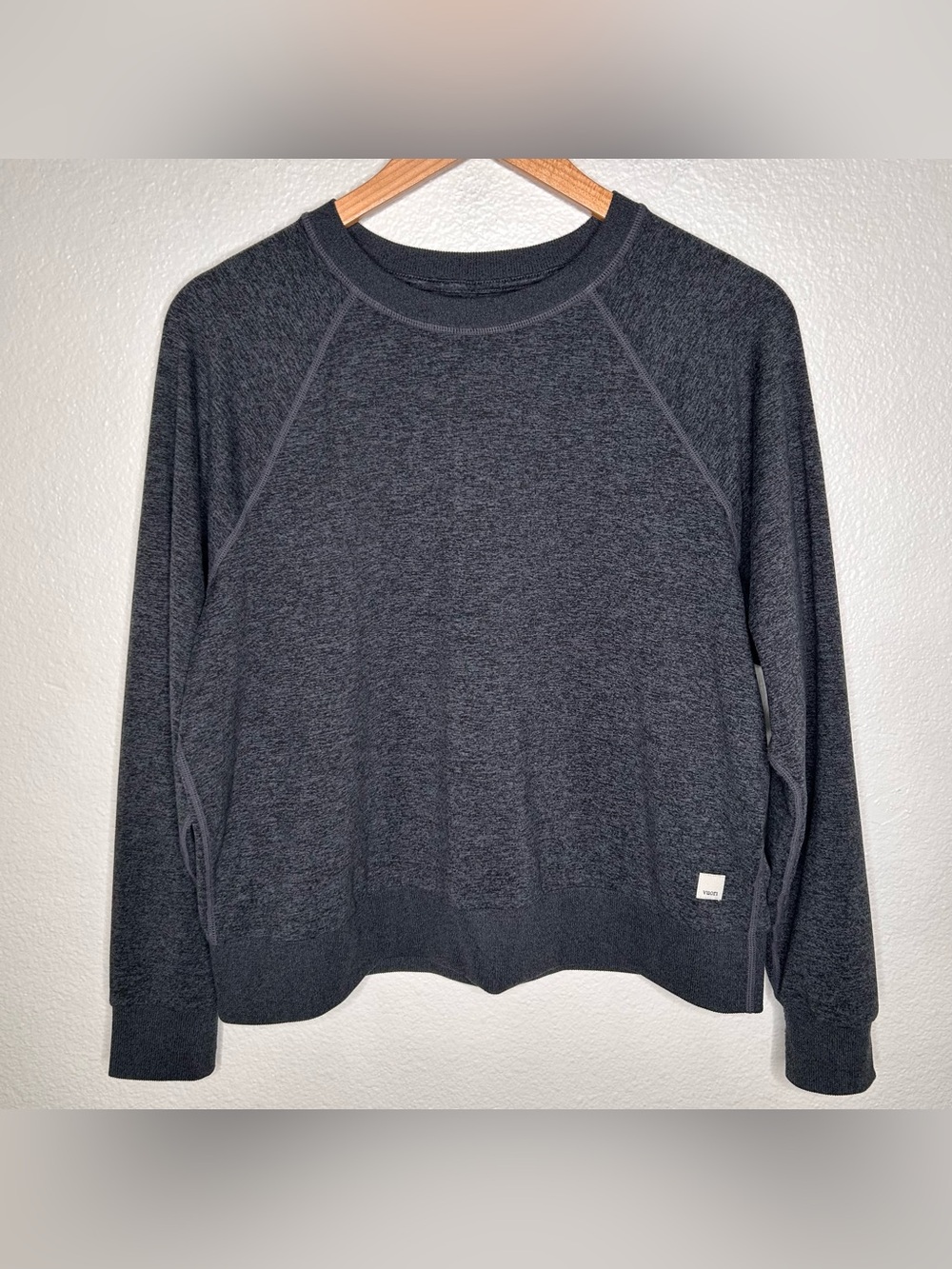 Vuori Long Sleeve Halo Crew grey